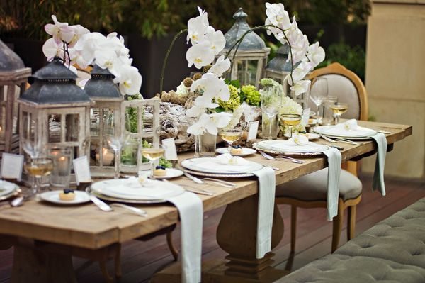 36 Great Ideas For Table Decorations With Tulips!