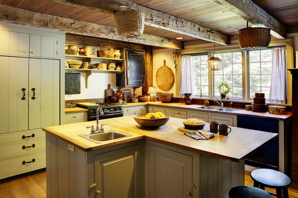 country cottage style kitchen