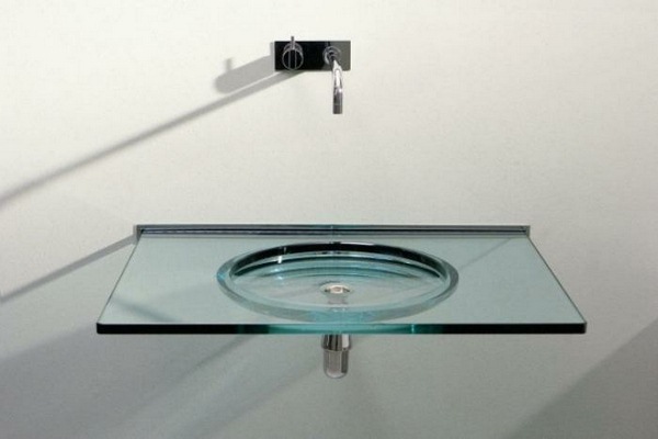 Glass sink without vanity unit