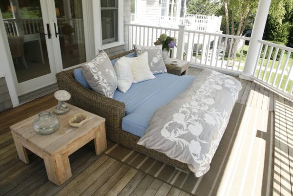 Large rattan porch bed