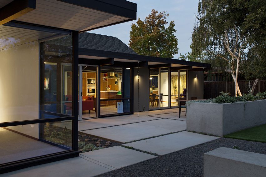 Renewed Classic Eichler by Klopf Architecture (25)