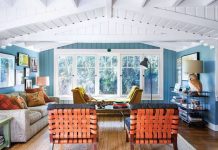 Does this house have also significantly pattern and colour?