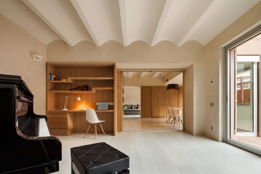 Duplex in Gracia by Zest Architecture (11)