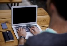 How To Start off A Productive Fashion Website and Make Income From House