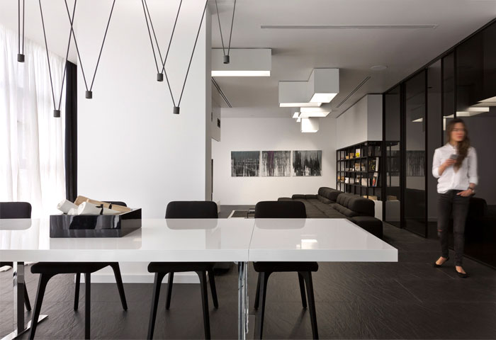 Fashionable Black and White Apartment by Lera Katasonova Design