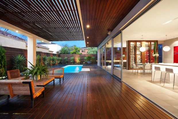 21 Stunning Indoor Outdoor Living Spaces