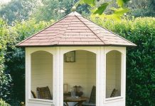 Backyard in a nation home fashion – romantic idyll in the countryside