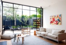 Armadale Residence Hides an Stylish Modern Interior Inside a Victorian Facade