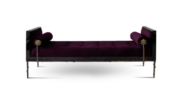 The Prive daybed by KOKET is a tempting blend of sassy and sweet. chic daybeds 10 Chic Daybeds to Lounge on in your Living Room daybeds8 koket love happens