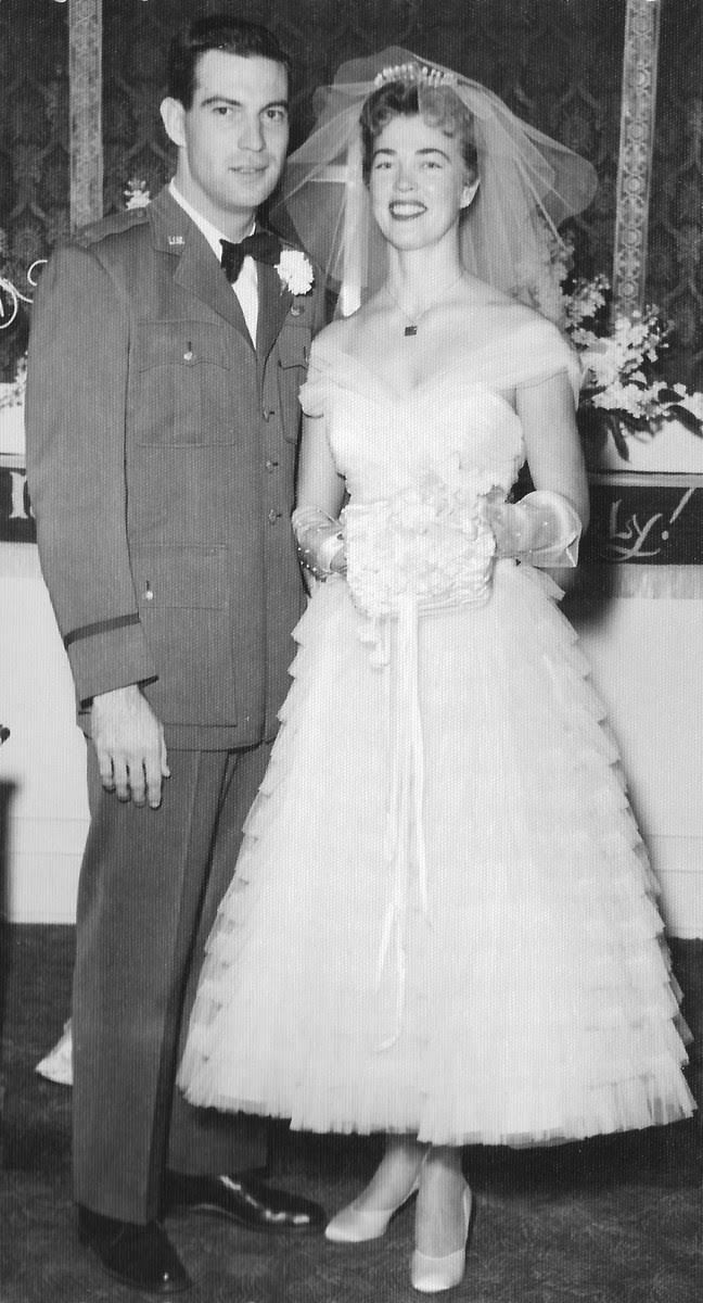 Vintage Bride :: First Lieutenant and Bride