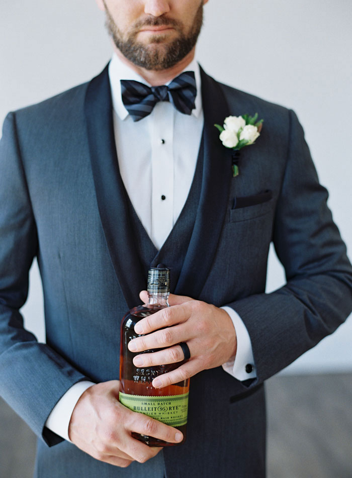 masculine-whiskey-inspired-gay-wedding-shoot48