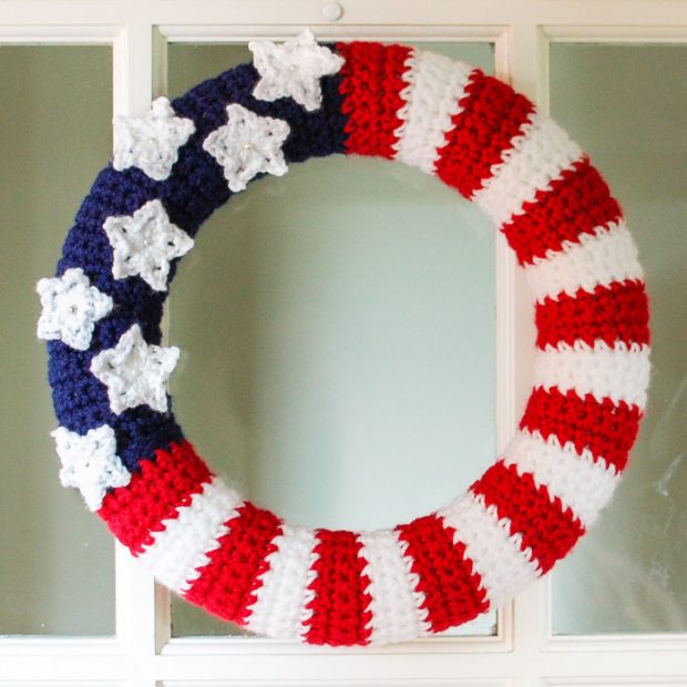 15 Amazing DIY 4th of July Wreath Ideas