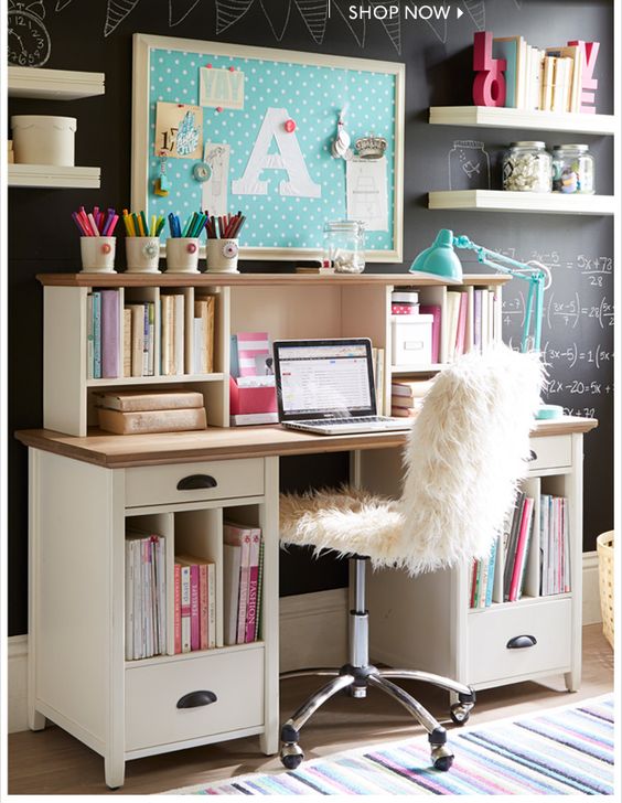 additional desk compartment with bookshelves