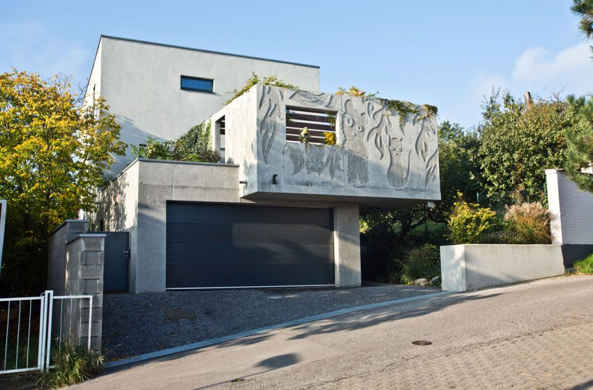 ARCHITEKTI ŠEBO LICHÝ Layout a Contemporary Villa in Bratislava, Slovakia