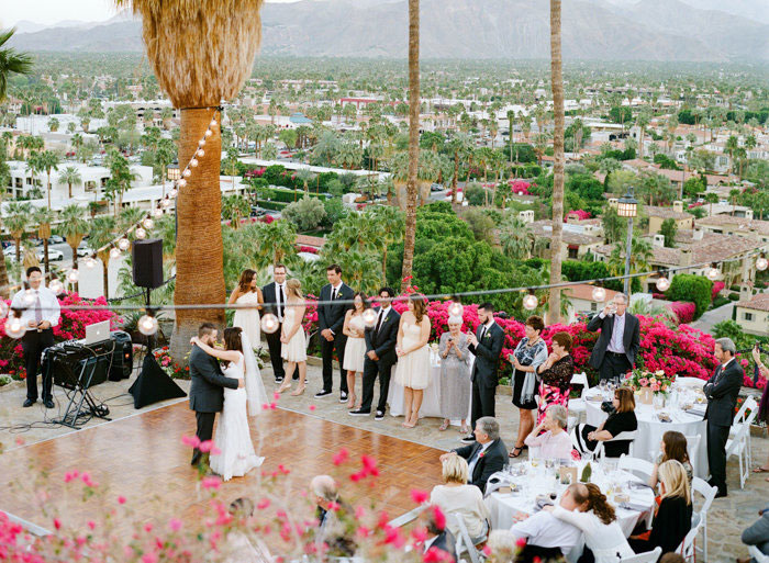 odonnell-house-palm-springs-pink-wedding-inspiration31