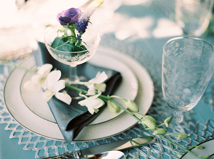 sweet-serenity-blue-floral-inspiration-shoot27