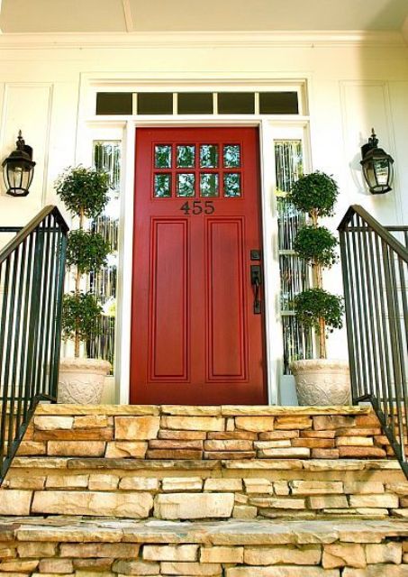 bold red color is great with white sidelights