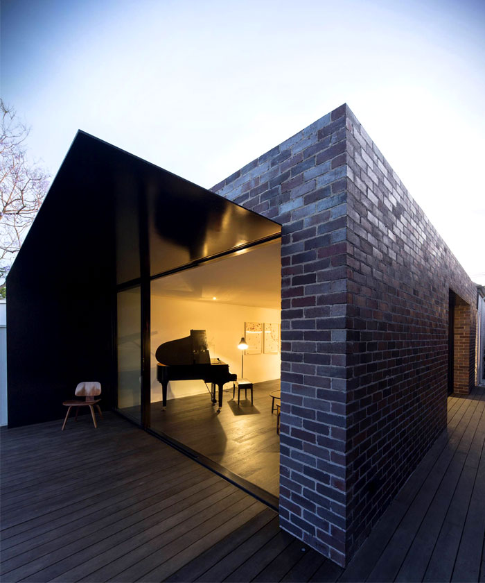 Studioplusthree Extra a Recycled-Brick Extension at Llewellyn House