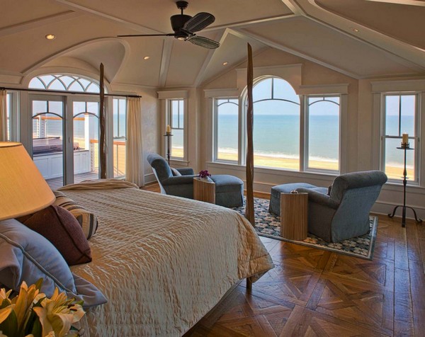 7-bedroom-interior-design-with-ocean-sea-view-panoramic-windows-bed