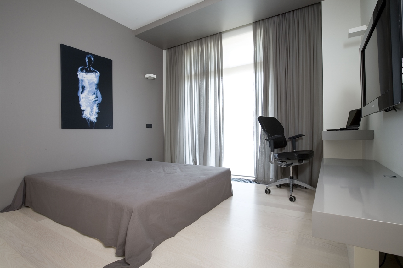 Beautiful simple grey bedroom by Alexandra Fedorova