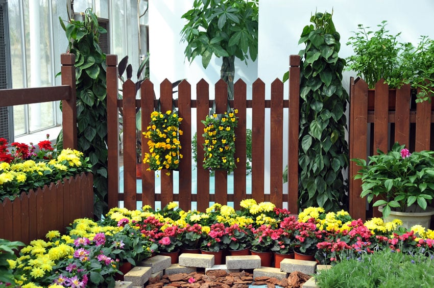35 Best Garden Fence Ideas