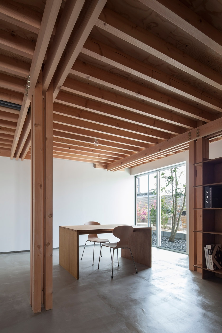 FT Architects’ 4 Columns House Features A Traditional Timber Frame And Minimal Interior