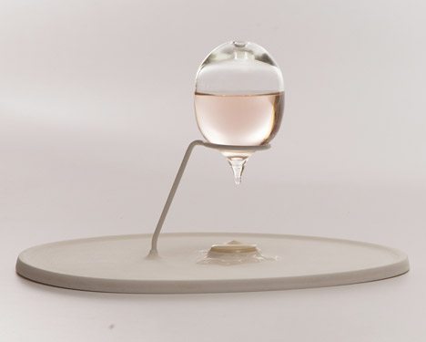Charline Ronzon-Jaricot Designs Glass Apparatus To Capture Olfactory Memories