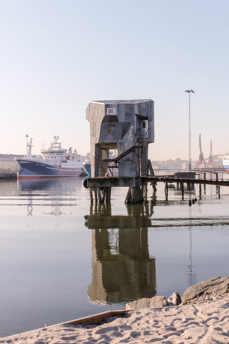 Raumlabor Builds Industrial-looking Sauna Above The Waters Of Gothenburg Port