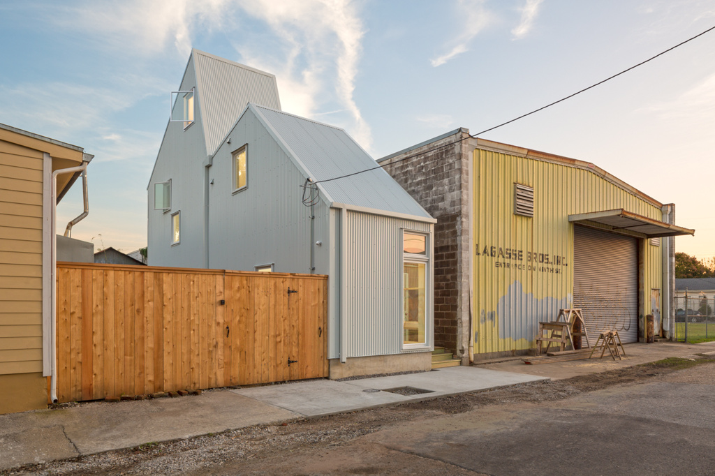 This 10-Foot-Wide New Orleans Concept Home Aims to Fix Gentrification