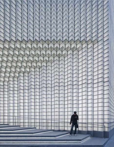 UUfie Updates Facade Of Shanghai Boutique With Pixellated Grid Of Glowing Glass