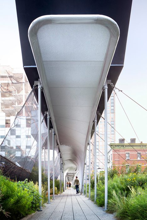 Zaha Hadid’s High Line Installation Protects Park Visitors From Construction Debris