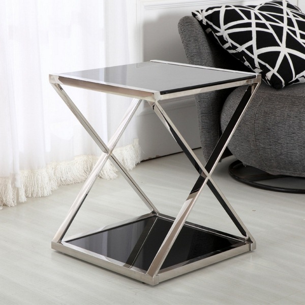 Coffee Table In Glass And Stainless Steel For More Elegance In The Room