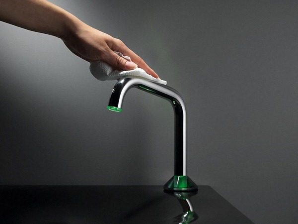 modern-bathroom-faucet-cleaning-mode