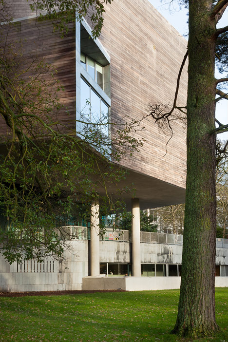 Lewis Glucksman Gallery by O'Donnell and Tuomey