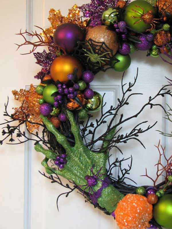 Spooky-Halloween-Wreath-21